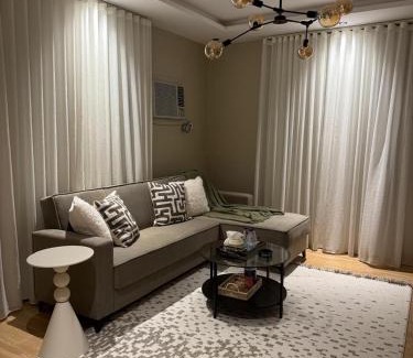 Jeddah Apartment | Condo on King Road in Al-Basateen