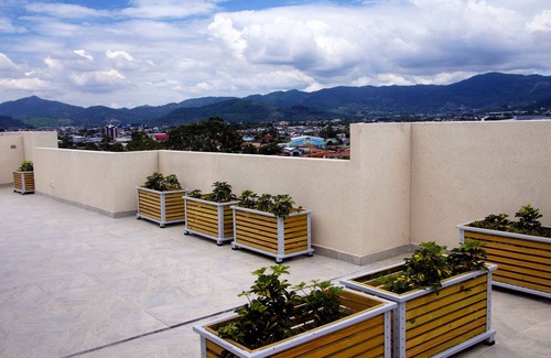 Hatillo Condo | Condo w/washer & dryer & free indoor parkng in San José, Costa Rica