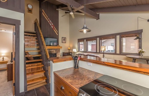 Big Sky Meadow Village House | Condo with community hot tub & spectacular location - Glacier Family Retreat