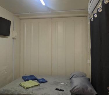 Morretes Apartment | Condomínio Containers está localizado a 900m do centro de Morretes, local calmo e em meio a mata Atlântica