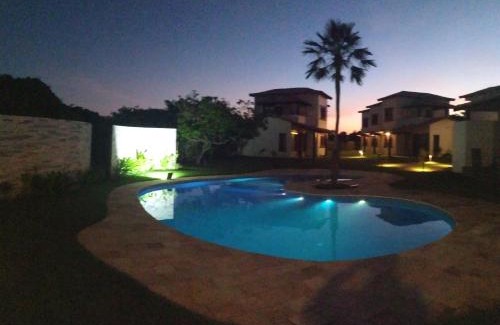 Corguinho House | Condomínio Villa Conduru - Casa completa