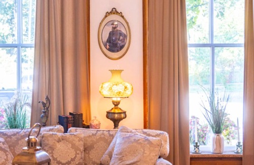 Gettysburg Bed & Breakfast | Conewago Suite at Olinger House B&B located in historic, downtown Gettysburg.