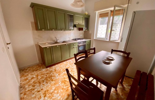 Materdei Apartment | Confortevole e Luminoso Appartamento Vicino al Centro Storico di Napoli