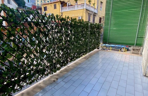 Materdei Apartment | Confortevole e Luminoso Appartamento Vicino al Centro Storico di Napoli