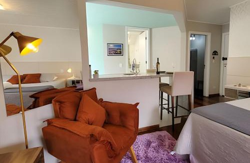 Bigorrilho Apartment | Conforto de Hotel, Aconchego de Casa. Ap Completo