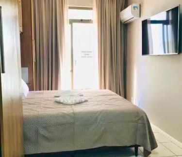 Centro Apartment | Conforto e Lazer - Apto 3 qts, ar e piscina na Praia do Forte