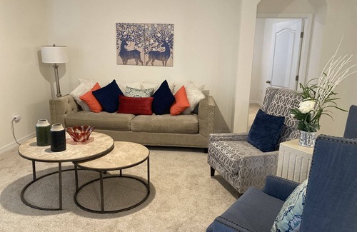 Haines City House | Confy 4 Bed to enjoy! 30 minutes from Disney