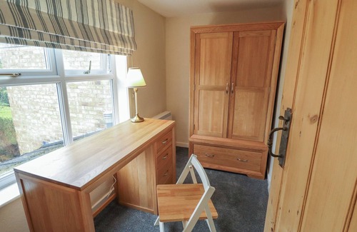 Grimsby Cottage | CONISHOLME, pet friendly, country holiday cottage in North Thoresby