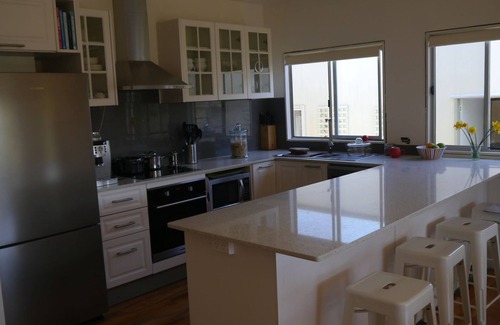 Lake Conjola House | Conjola Feast - gourmet kitchen close to lake