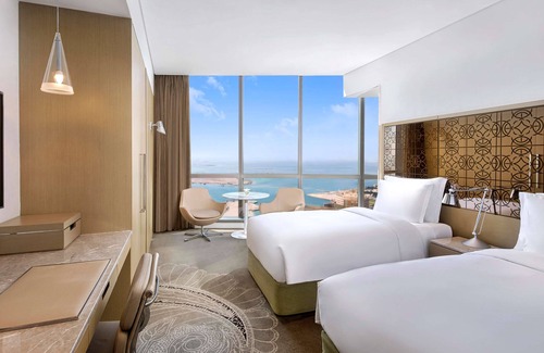 Abu Dhabi Resort | Conrad Abu Dhabi Etihad Towers