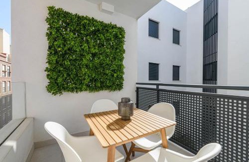 Plaza de Toros Vieja Apartment | Constancia Apartment in Malaga by Solaga Holiday Homes