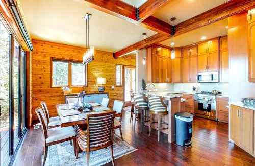 Chelan House | Constellations Lake House at Chelan