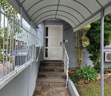 Passo da Areia Apartment | Consulado Americano apto 1 dorm na frente do Consulado EUA com garagem