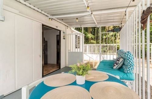 Manzanillo House | Container Pool House Manzanillo