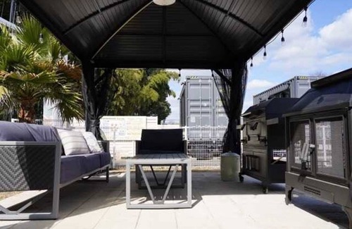 Kashiwa RV Rental | Containertrailer D 1 unit can accommodate up to 6 /Kashiwa City Chiba