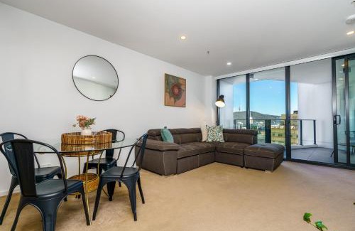 City East Apartment | Contemporary 2BR Retreat in the Heart of Civic - Hosted by Canstay