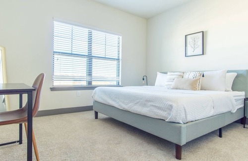 Hurstbourne Apartment | Contemporary 2BR Suite | Pool, Parking + Gym B