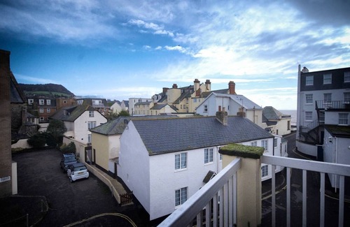 Sidmouth Apartment | Contemporary apartment with parking, lift, balcony, close to sea front and town