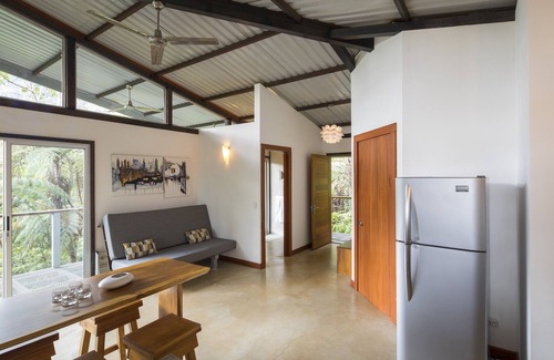Uvita Cabin | Contemporary Casita