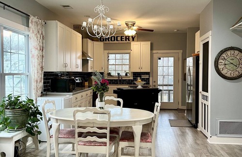 Pewee Valley Cottage | Contemporary Cottage with 2 HUGE COVERED PORCHES!