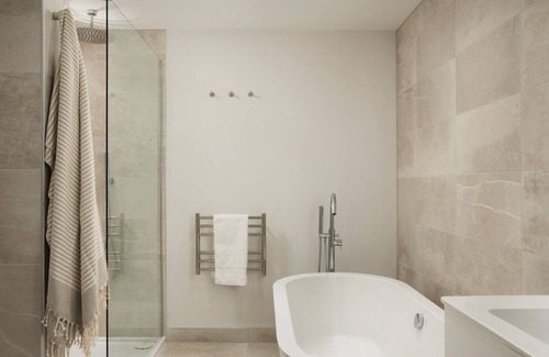 Porth House | Contemporary Home With Beach Views. Provided a Relaxing Base for all