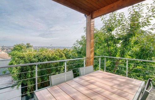 Pech-David House | Contemporary house in toulouse on the slopes of Pech David
