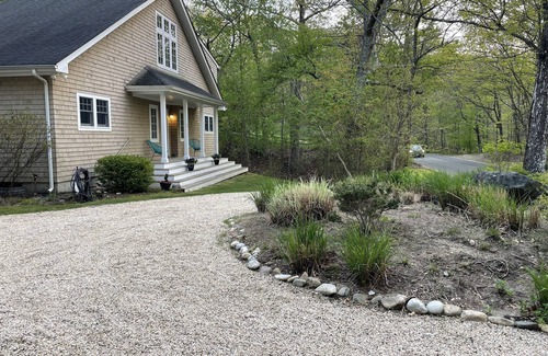 Shelter Island House | Contemporary near Wade's Beach - 10 min drive to Sunset Beach/Shelter Island Hts