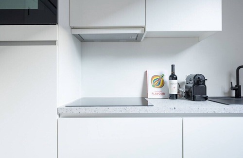 Kunstenkwartier Apartment | Contemporary Studio with Easy City Access