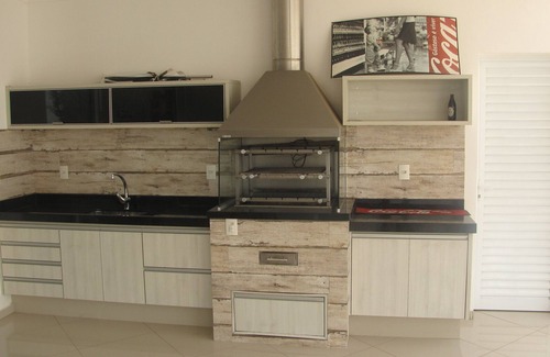 Estancia das Flores House | Contemporary style house with 4 suites and 6 bathrooms in gated community