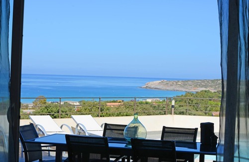 Algajola Villa | Contemporary villa, with air conditioning-160 m2, swimming pool,