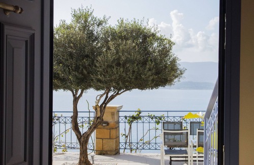 Argostoli Apartment | Contessina's House breathtaking view Farsa