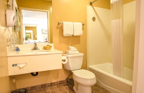 Westside Santa Cruz Hotel | Continental Inn