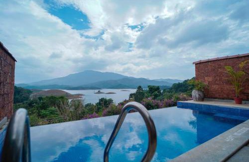 Vayittiri Hotel | CONTOUR ISLAND RESORT & SPA , wayanad