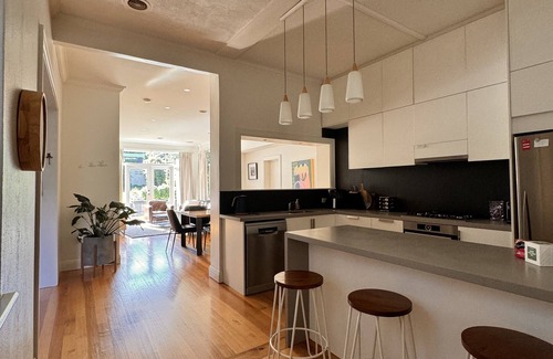 Caulfield South House | Convenience and comfort in Caulfield South