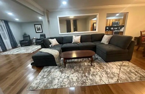 Silver Spring House | Convenient and Spacious.Silver Spring/DC