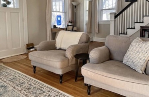 Bloomington House | Convenient location Quiet Comfortable- Near ISU-IWU Fire-Pit Grill Porch