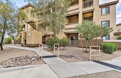 Parkwood Ranch Condo | Convenient Mesa Condo w/Pool & Hot Tub Access!