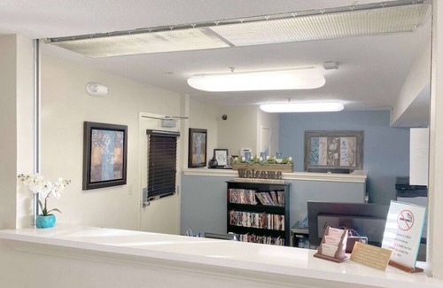 Westchase House | Convenient Stay! FREE Parking, Pets Allowed, Close to Alief Community Park!