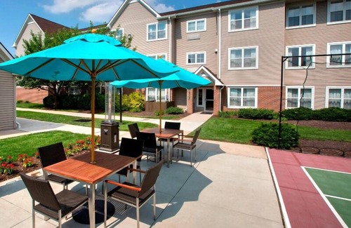 Bethlehem House | Convenient Stay in Bethlehem! 2 Modern Units w/ Parking, Fully equipped Kitchens