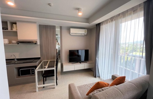 Cherngtalay Apartment | Convenient Surin apartment- rooftop pool & gym 716