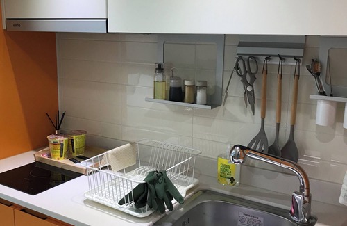 Seongnae-dong Apartment | Convenient transportation in downtown Daegu,South Korea,with breakfast includedn