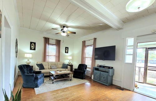 Water Valley House | Conveniently located near the heart of Water Valley & University of Mississippi!