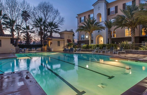 Oakland Apartment | Conveniently Located for Work and Relaxation