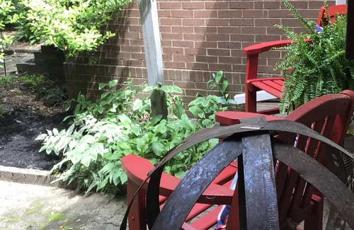 Bardstown House | Conveniently located in downtown Bardstown