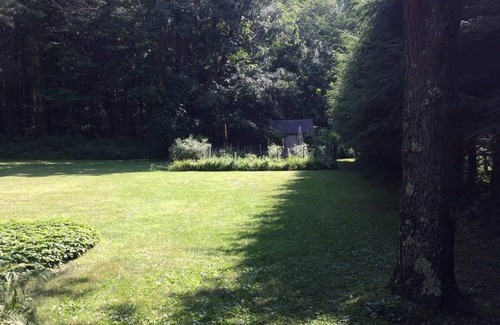 New Marlborough House | Converted Berkshire schoolhouse on a quiet river