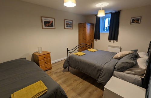 Llanllyfni House | Converted Welsh chapel with stunning mountain views.