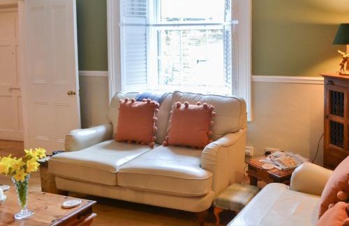 Rothbury House | Conway - Cottage