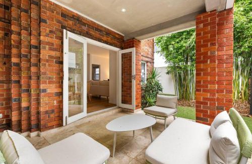 Coogee Apartment | Coogee Crest - Relaxed Base between Randwick & Beach