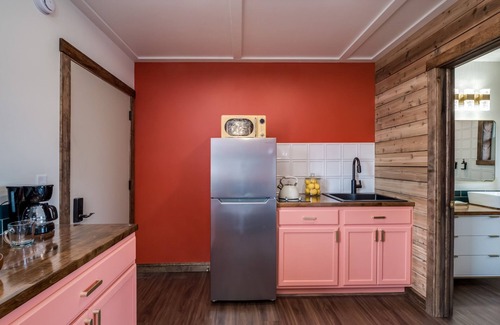 Prescott Apartment | Cook & Stay | Free Parking | Kitchen & Living Area