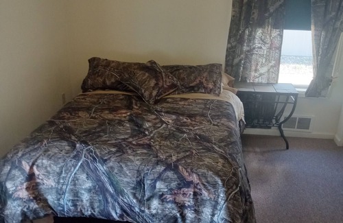 Glendo House | Cool 1-bedroom house in Glendo